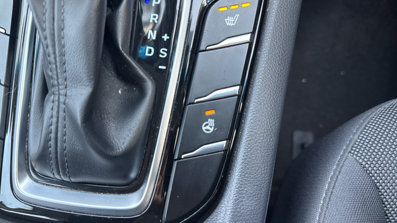 Hyundai IONIQ 1.6 GDi Hybrid Premium 5dr DCT Hybrid Hatchback